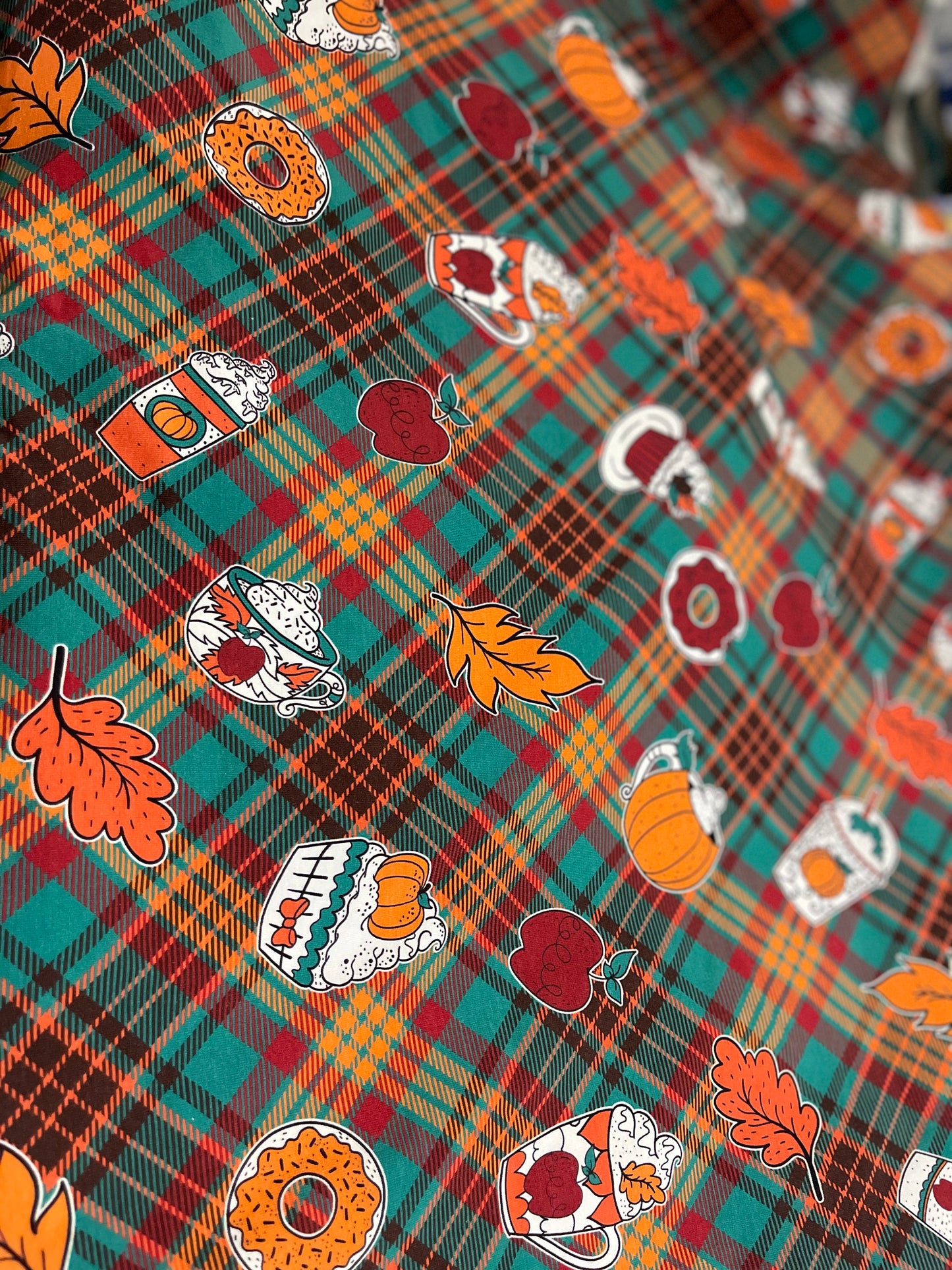 Retail of pouch 12 print - cotton Lycra plaid and main print pumpkin apple