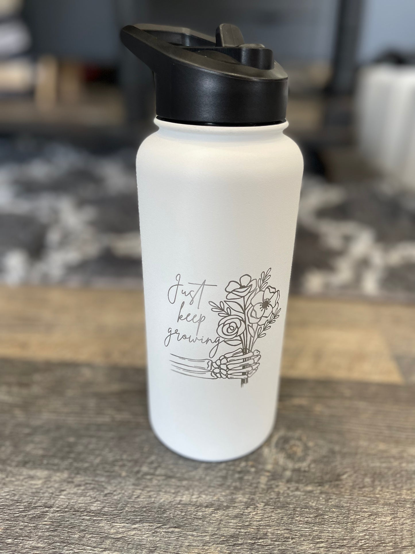 Retail - 32oz WHITE Engraved Water Bottles with plastic spout and straw - Matte White