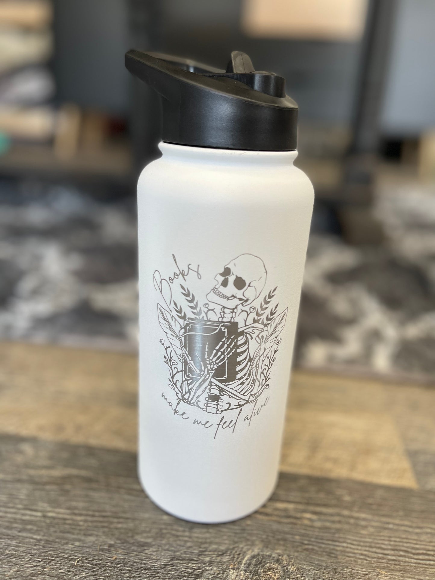 Retail - 32oz WHITE Engraved Water Bottles with plastic spout and straw - Matte White