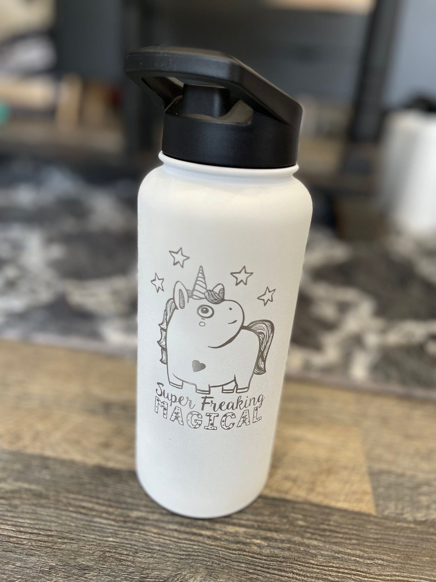 Retail - 32oz WHITE Engraved Water Bottles with plastic spout and straw - Matte White