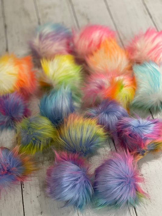 Faux Fur Poms - Pastel, rainbow white, rainbow blue retail