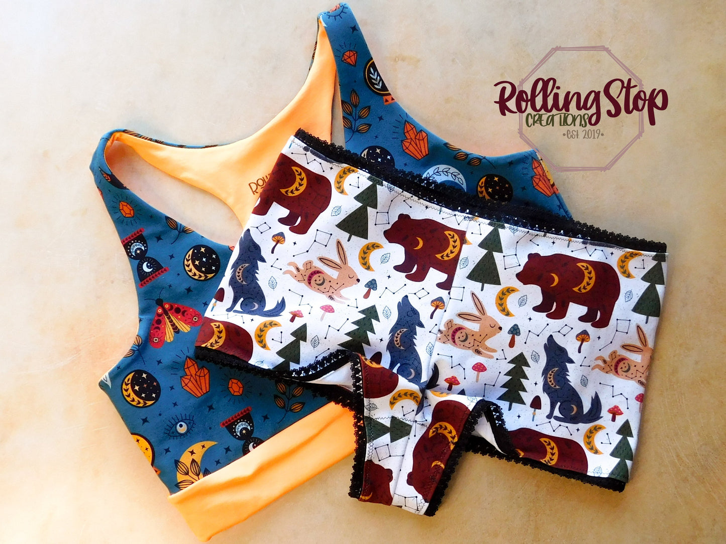 Minky - Round OO - Skulls & Shrooms, Magical Forest, New Wilderness & Hedgies - Fabric Retail
