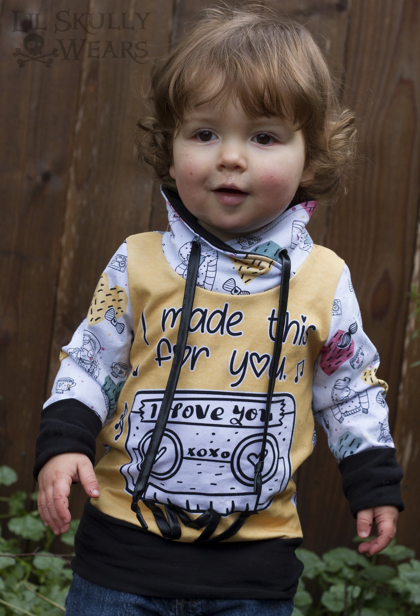 Cotton Woven - Round DD -  Main Prints & Reruns - Farm, crystals, Books, Hipster Hearts, Valentine and more