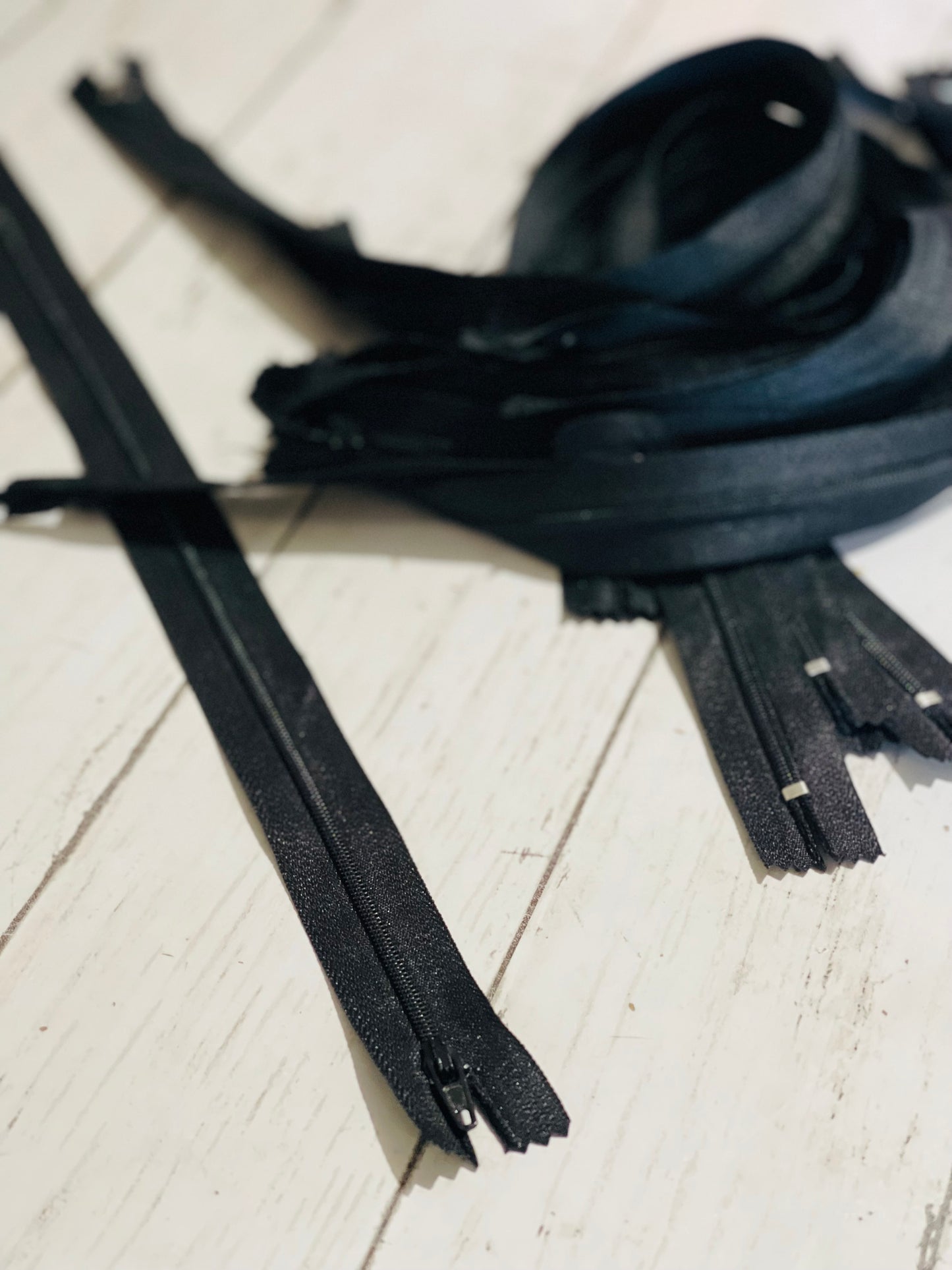 Black Nylon zipper - 16” - retail stock