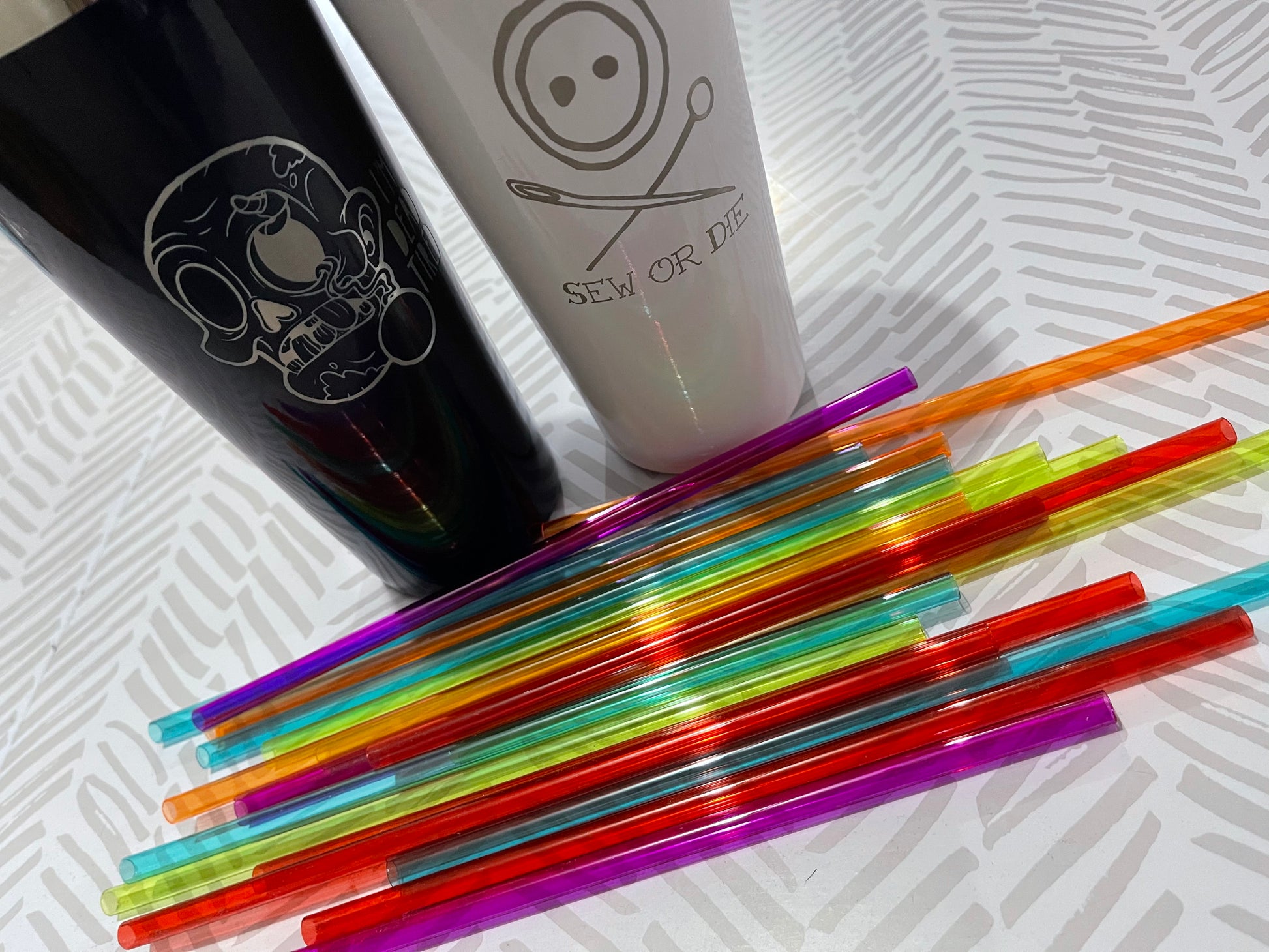 Joie Rainbow Plastic Straws - replacement straws for Roadie Tumblers r –  RockerByeRetail