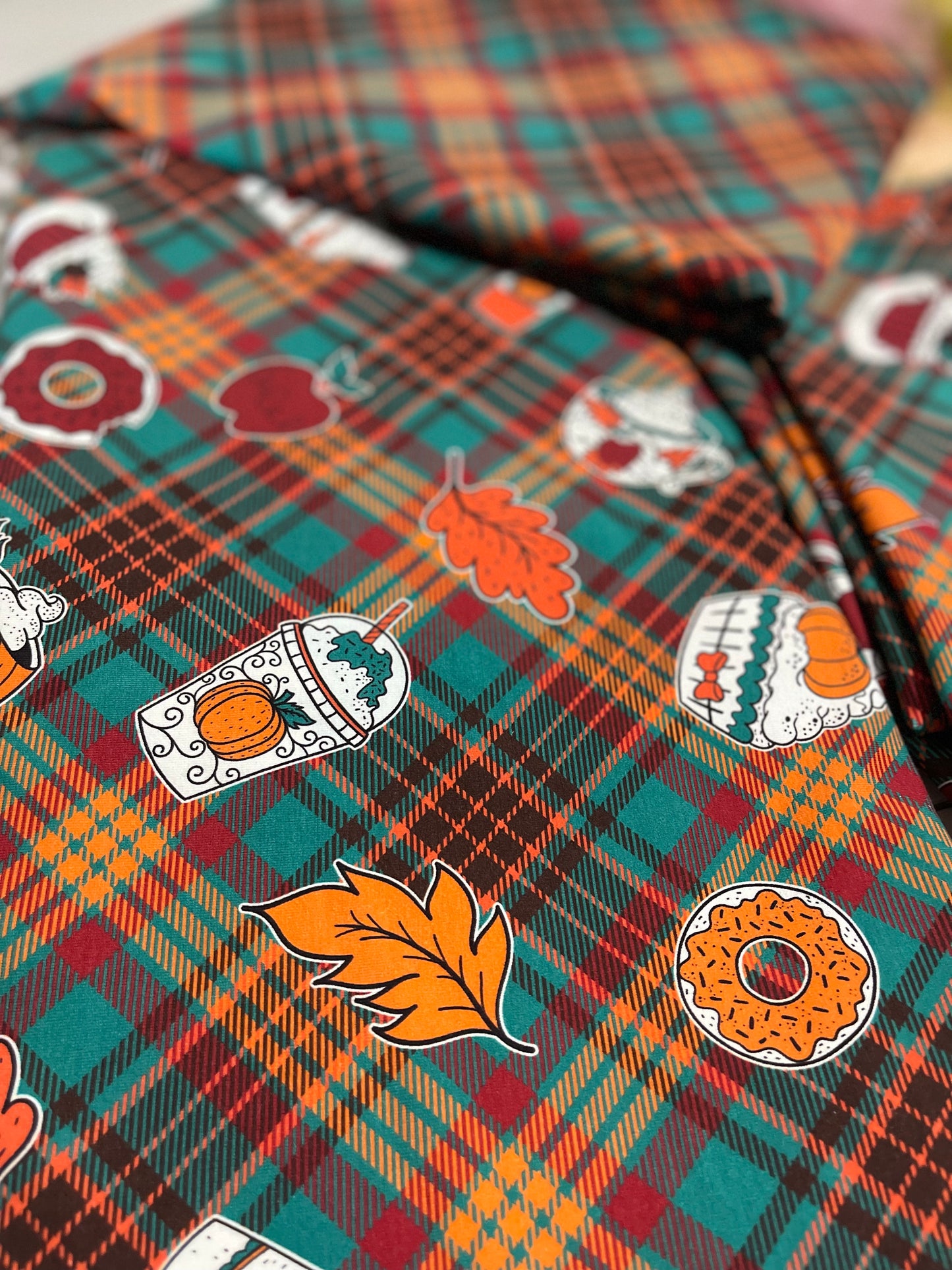 Retail of pouch 12 print - cotton Lycra plaid and main print pumpkin apple